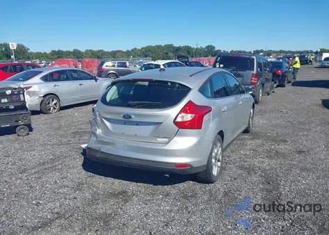 2012 Ford Focus Titanium из США, поврежденный, VIN 1FAHP3N29CL277118